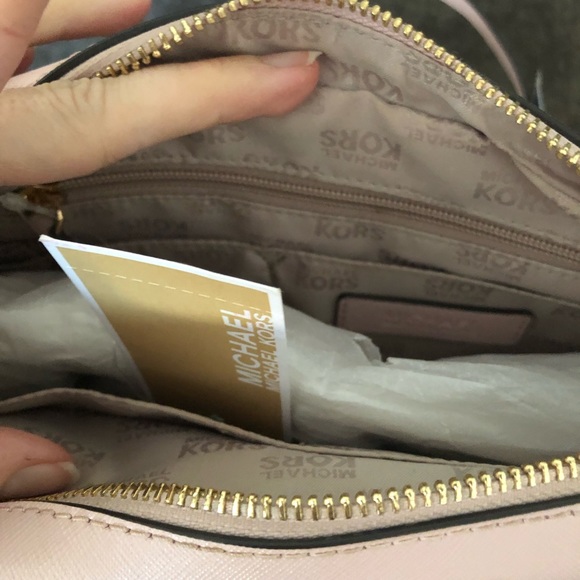 Michael Kors Georgia Crossbody Blush - Picture 4 of 6